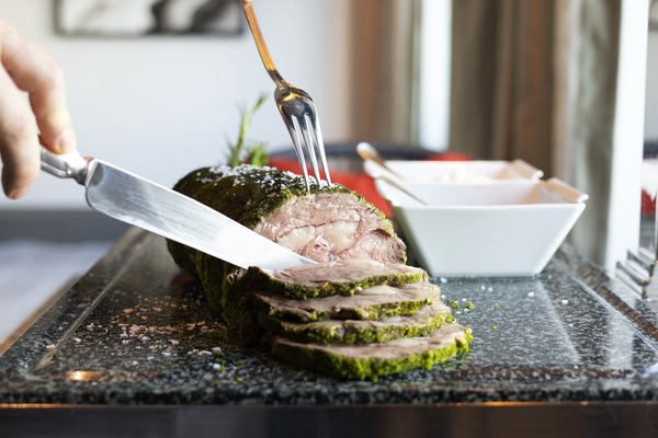 Crystal Cruises, Marketplace, Carving Prime Rib.jpg